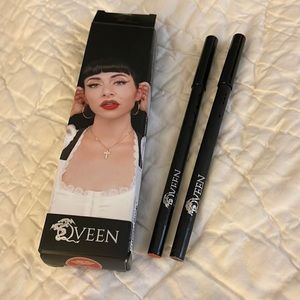 Qveen Lip liner duos in spray tan and sos. New. Never used.